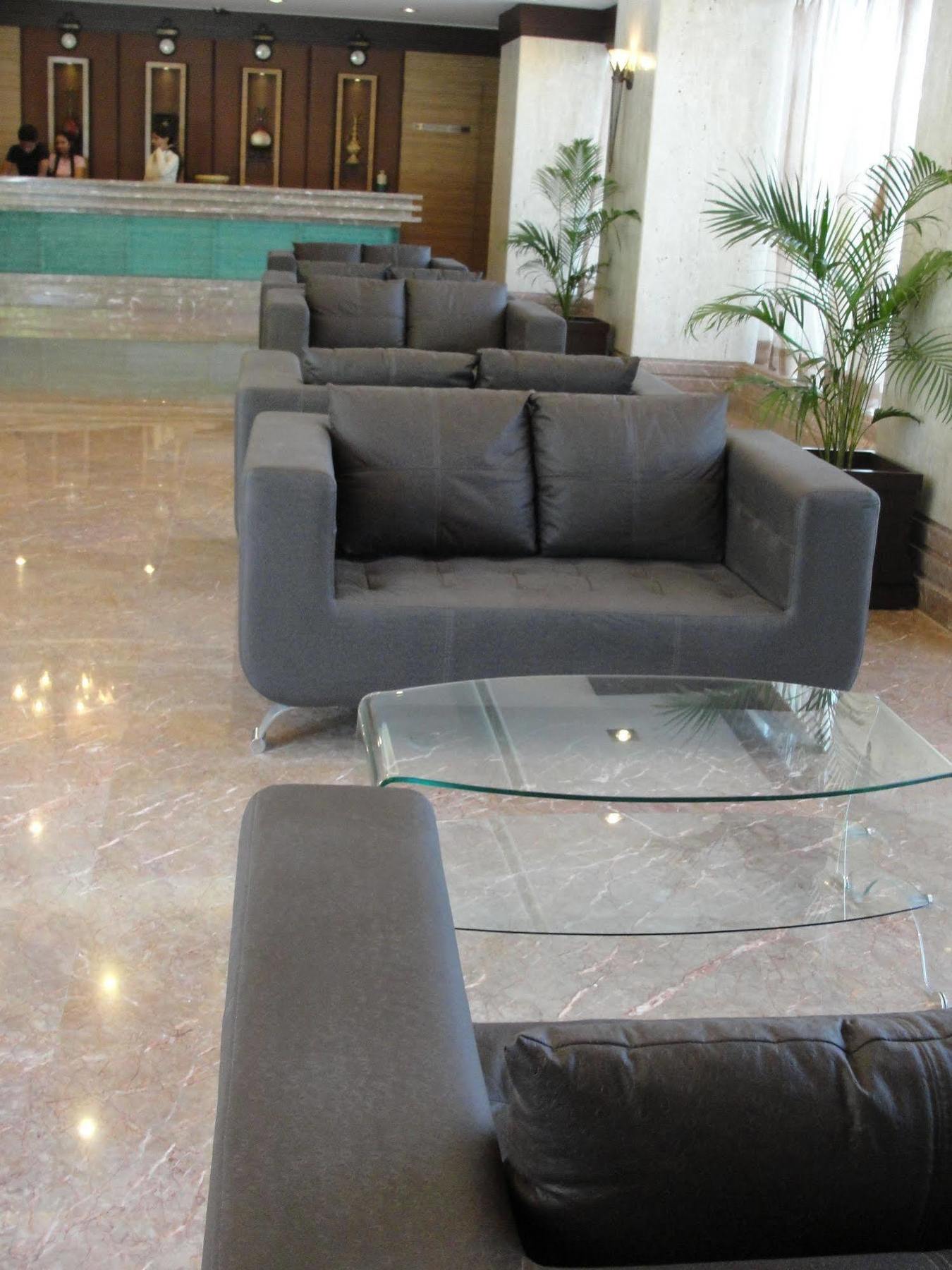 The Cambay Grand Hotel Ahmedabad Exterior photo