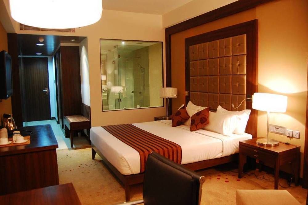 The Cambay Grand Hotel Ahmedabad Exterior photo
